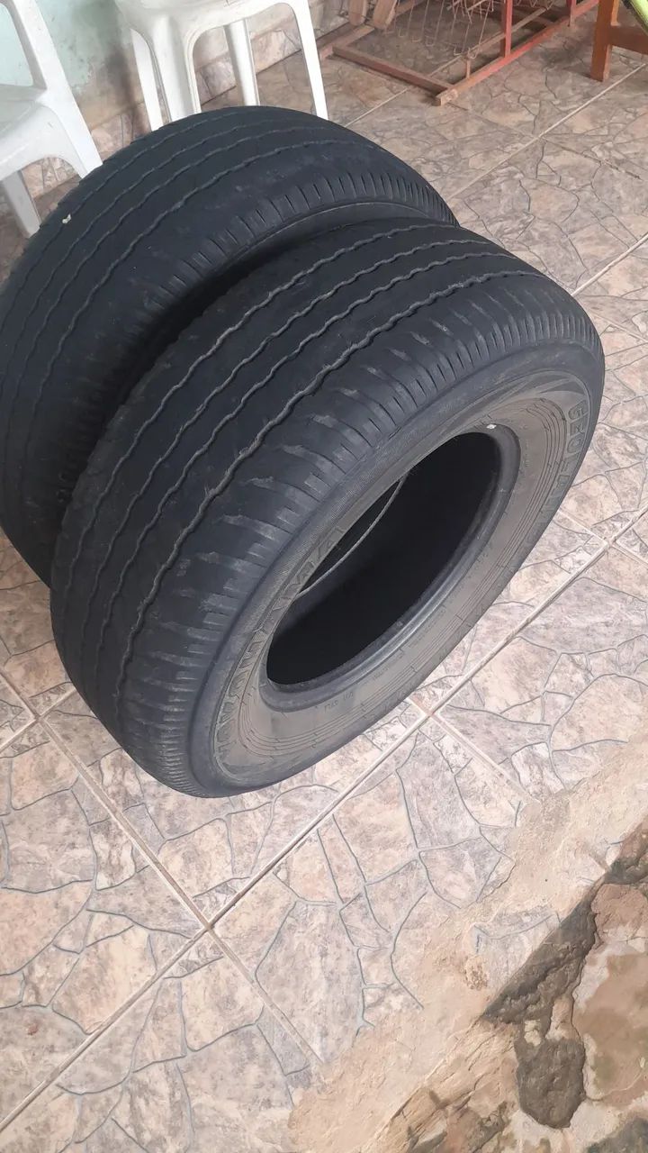 Pneus 265/70 R16
