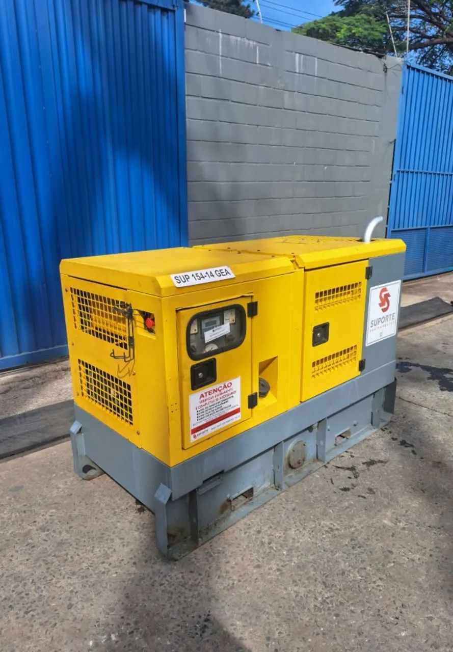 Gerador De Energia Atlas Copco 24KVA Cabinado Silenciado Ano 2014 - Foto 2