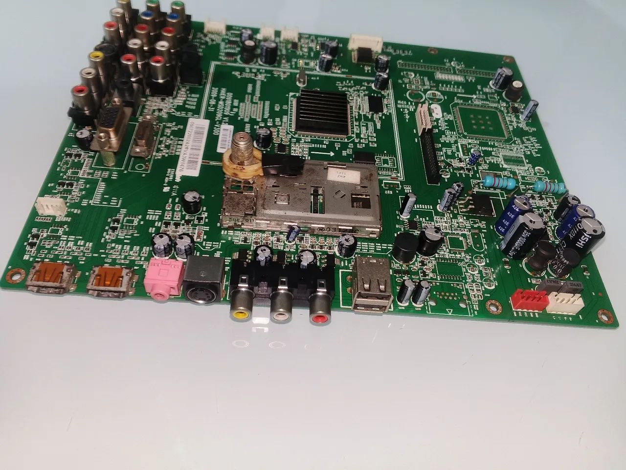 Placa Principal TV Buster HBTV-32D01HD- * V1.2 - Foto 4