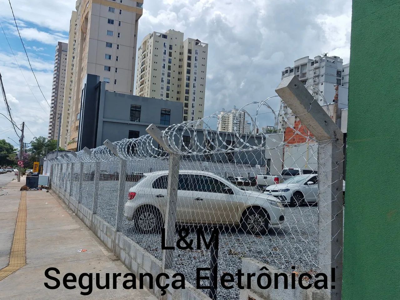 Concertina Dupla clipada, cerca elétricas, motor de portão, câmeras de segurança. - Foto 5