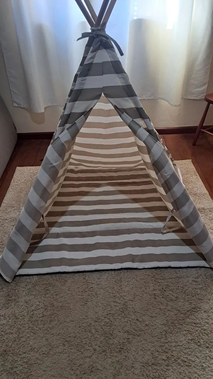 Tenda Infantil Tipi listrada Bege e Branco