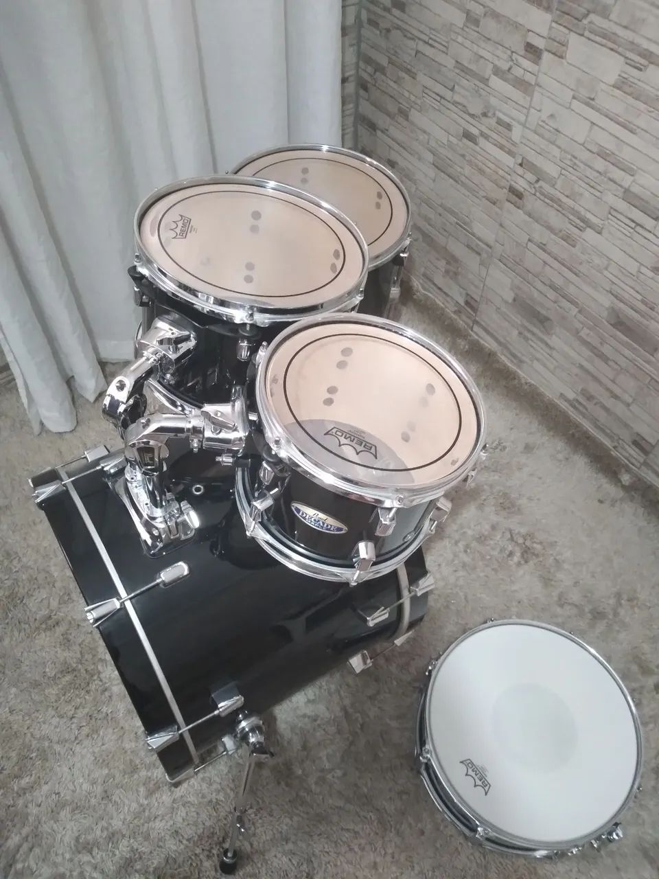 Bateria Pearl Decade Maple Seminova (Black Ice, Shell pack) - Foto 4