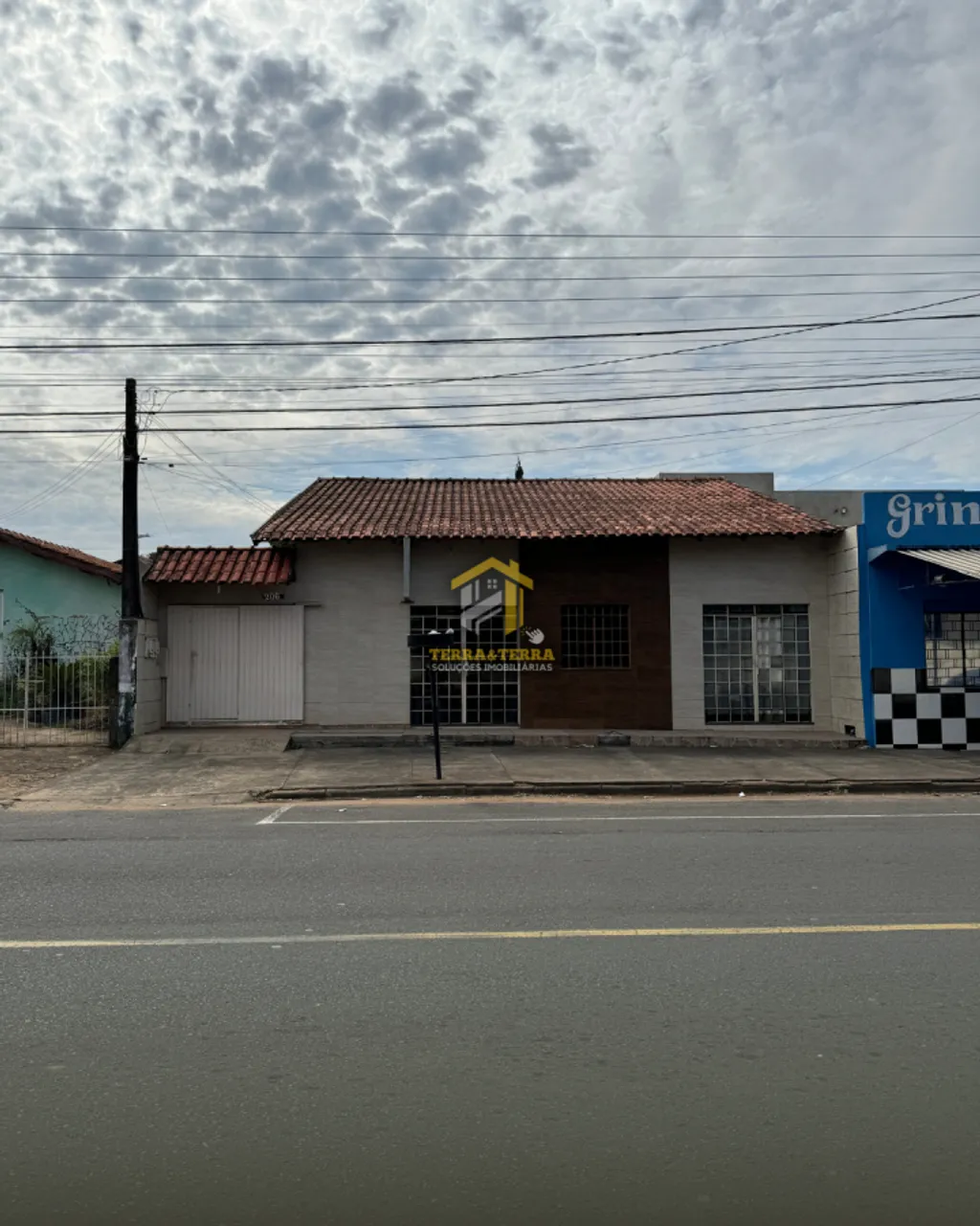 Casa para Venda em Telêmaco Borba, Jardim Alegre, 4 dormitórios, 2 banheiros, 2 vagas
