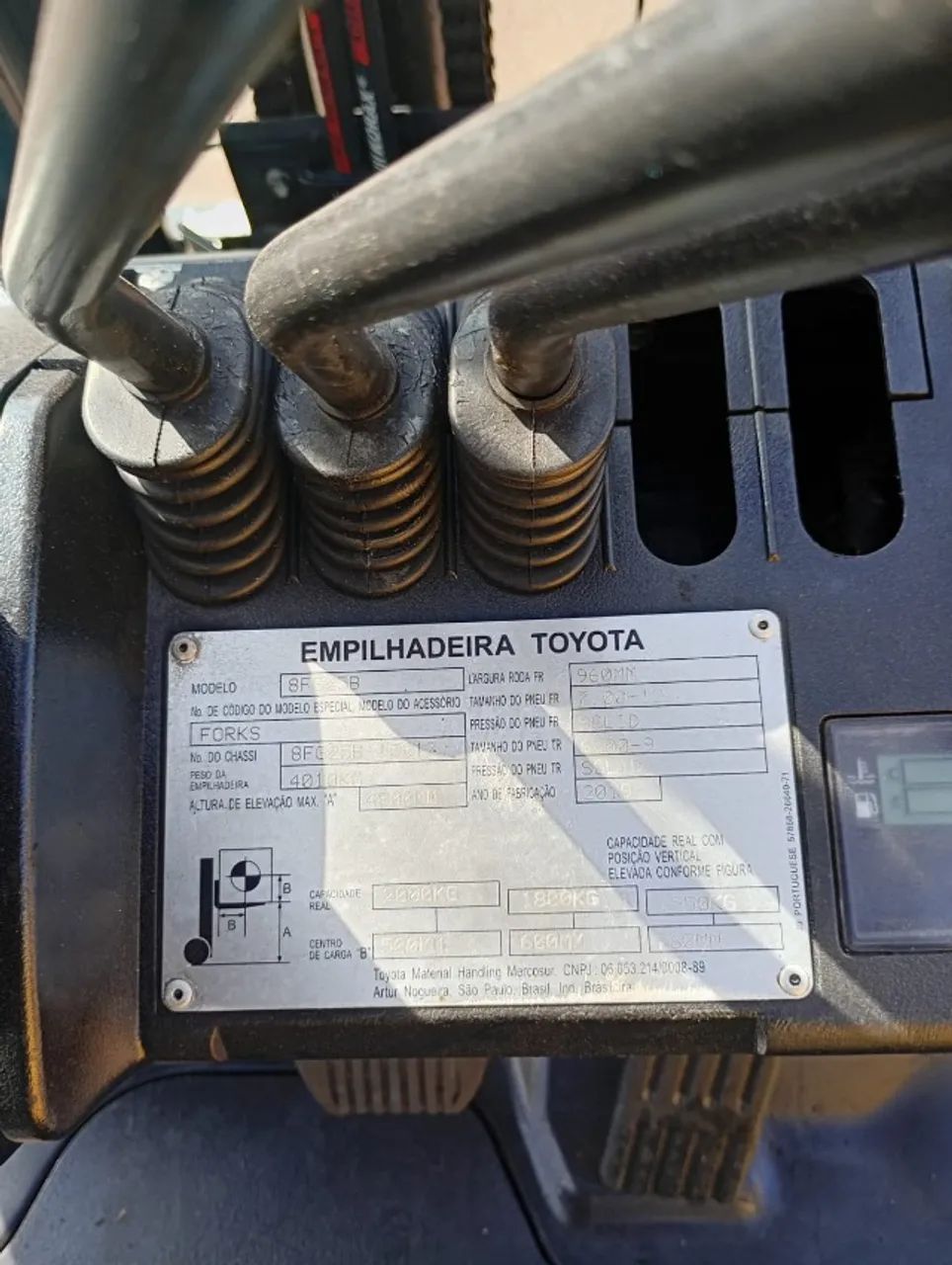 Empilhadeira Toyota 2.500 kg Seminova Revisada - Foto 5