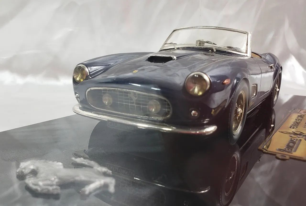 Miniatura Ferrari 250 Swb Renaissence 1/24 - Foto 2