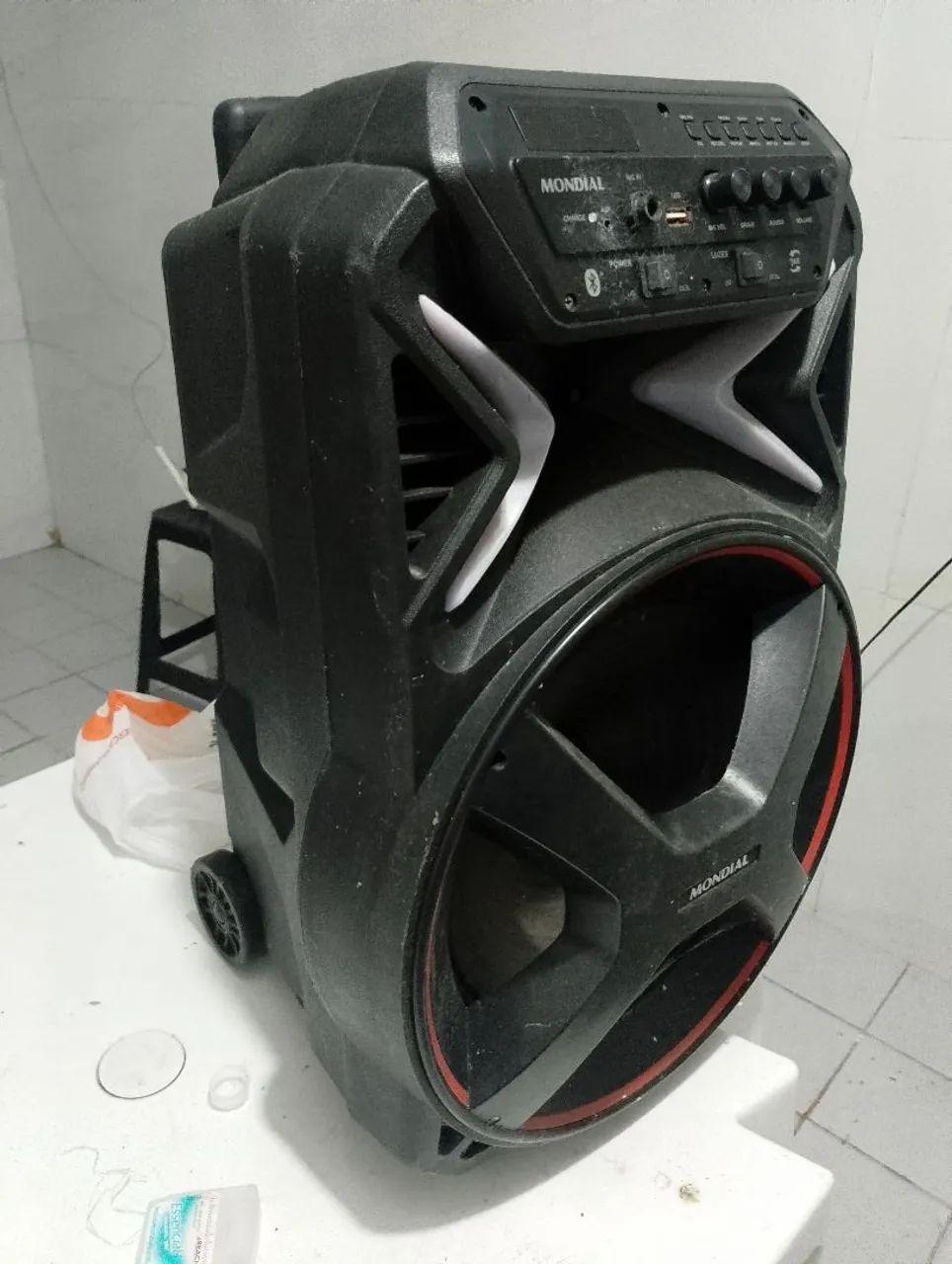 Caixa de bluetooth Mondial 400w ( pouco usado)
