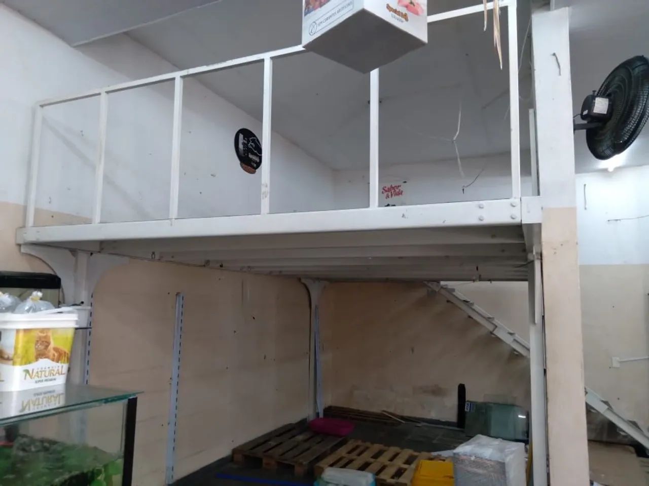 mezanino metálico com escada para comércio - Foto 2