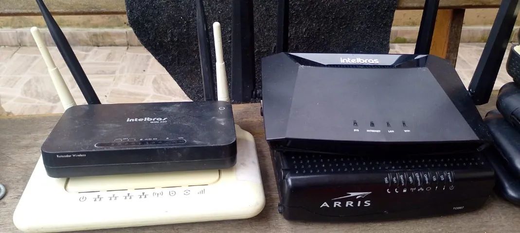 Roteadores Wi-Fi e Modens Wi-Fi USB usados  - Foto 2