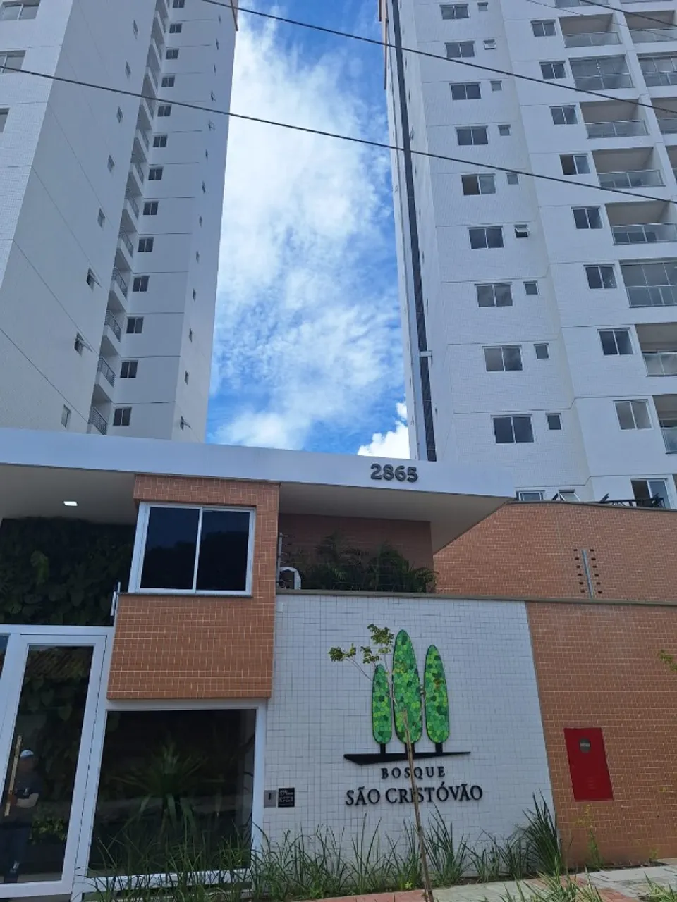 alugo Apto 3 suites - Ed. Bosque São Cristovão - zona leste