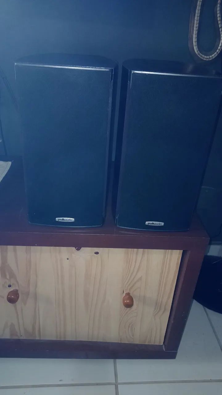 Caixa POLK RTI A3 