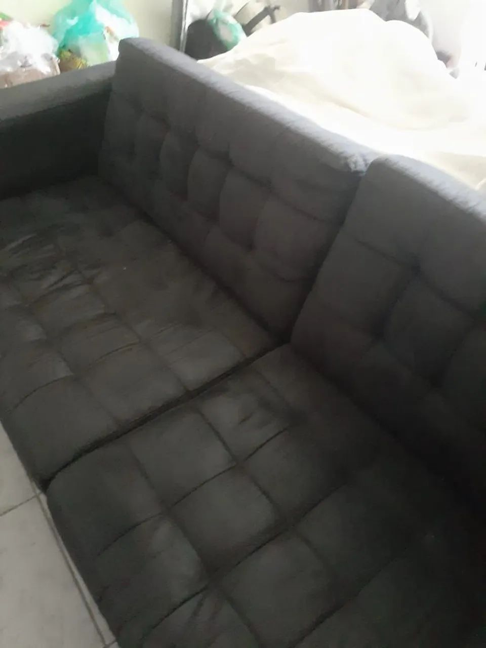 Sofá lindo em tecido impermeável preto 550, - Foto 2