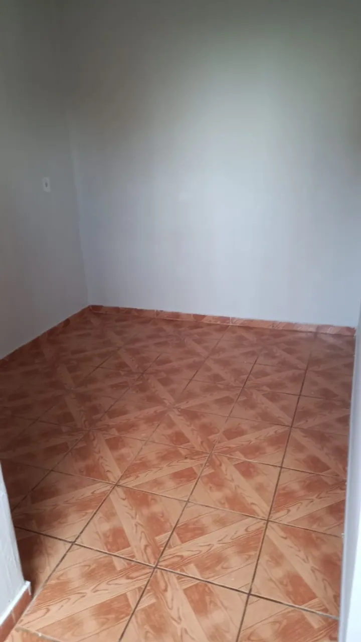 Aluga-se apartamento em Samambaia sul incluso água e luz R$ 900