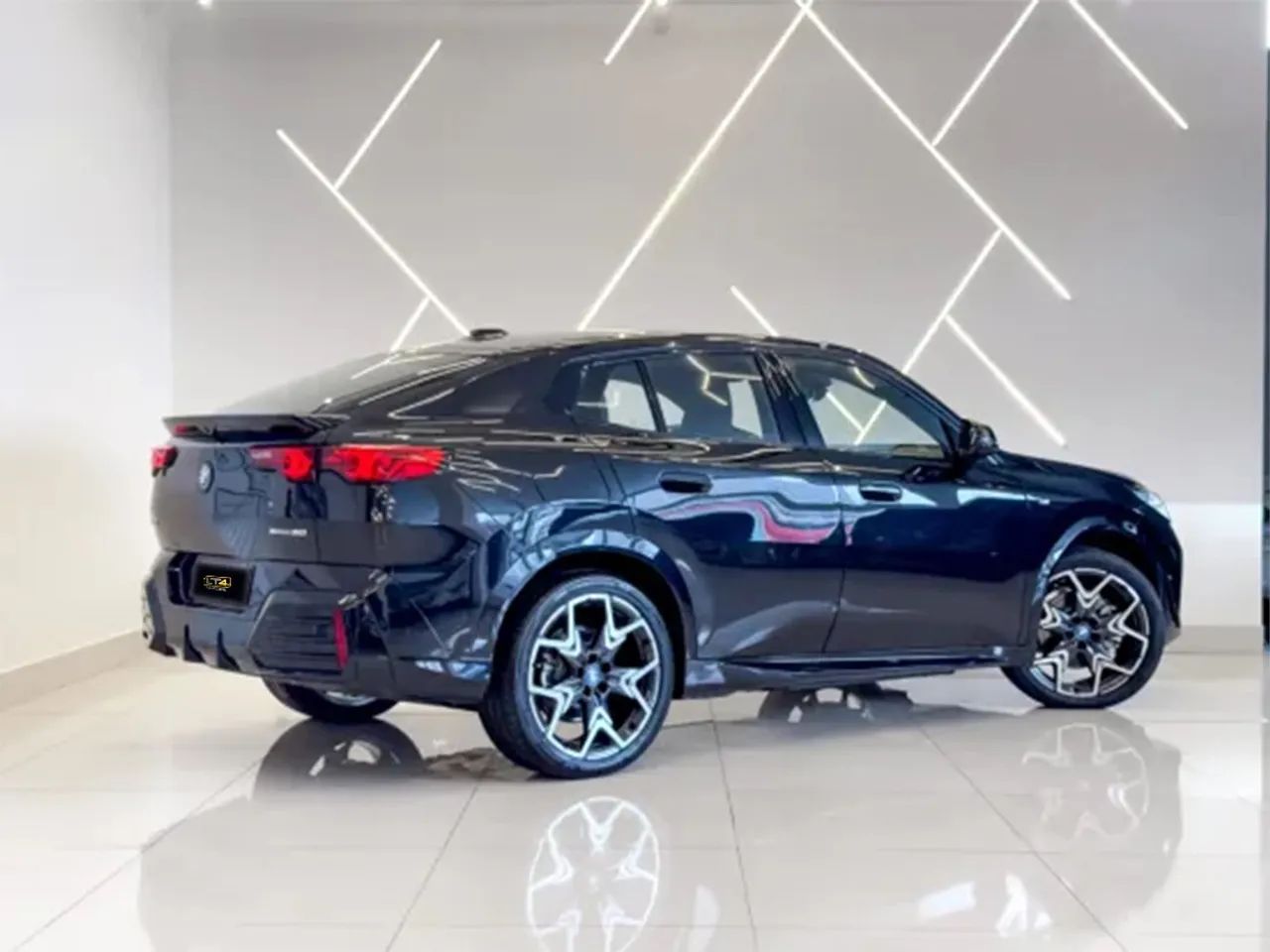 Bmw Ix2 2025 64,8 kw elétrico xdrive30 m sport - Foto 2