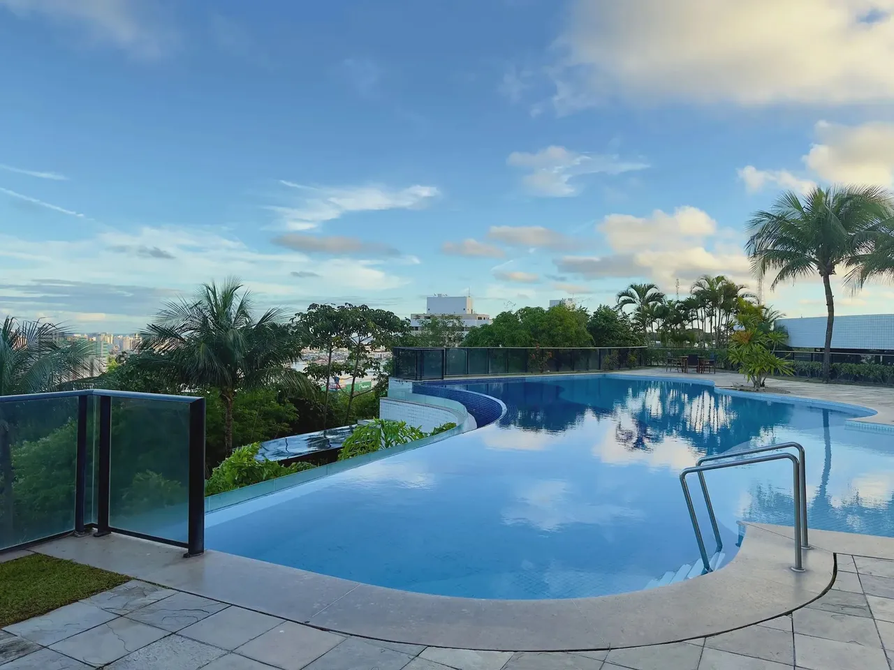 Apartamento à venda no CONDOMÍNIO ALTO DAS ALAMEDAS , MANGABEIRAS , Maceió, AL