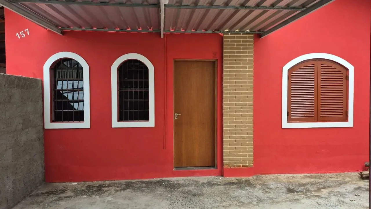 LOCA-SE CASA COM 03 DORMITÓRIOS NO PARQUE INTERNACIONAL EM CAMPO LIMPO PAULISTA
