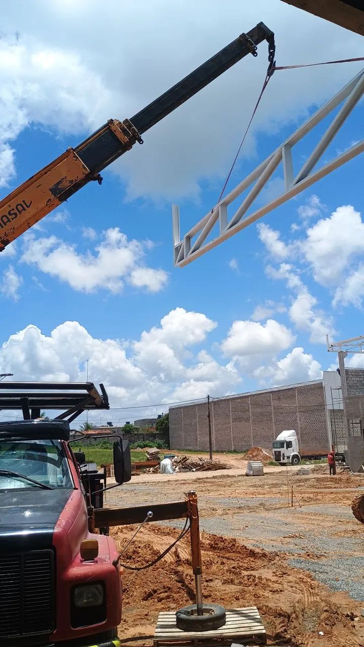 Vende-se munck Masal de 16 toneladas