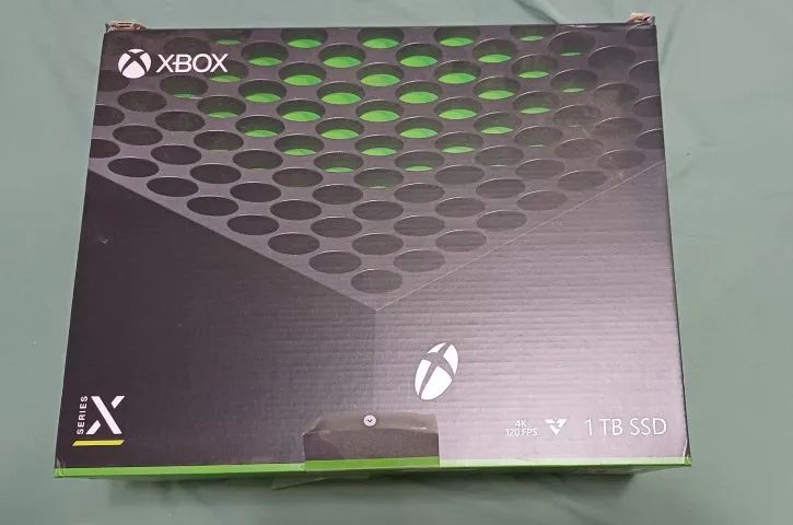 XBOX SERIES X + 2 CONTROLES + HEADSET ASTRO A20 + BASE CARREGADORA + CAIXA 