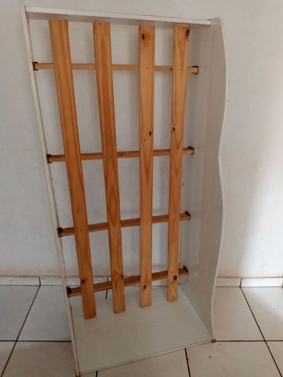 Cama infantil com grade de madeira - Foto 2