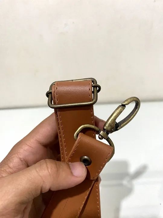 Alça de câmera marrom