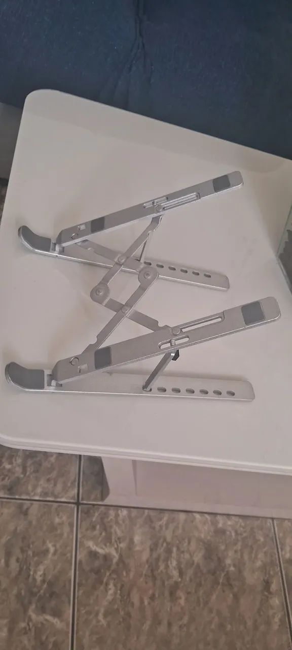Suporte para Notebook Dobrável em Alumínio - Foto 2