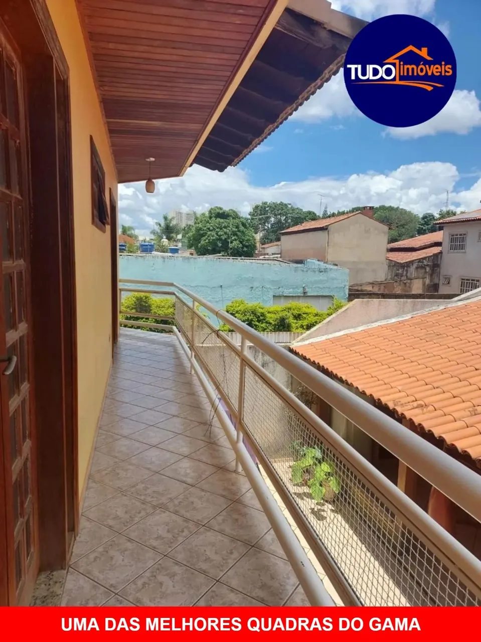 Casa à Venda no Gama-DF, Setor Leste (Gama): 6 Quartos, 1 Suíte, 3 Salas, 4 Vagas de Garag