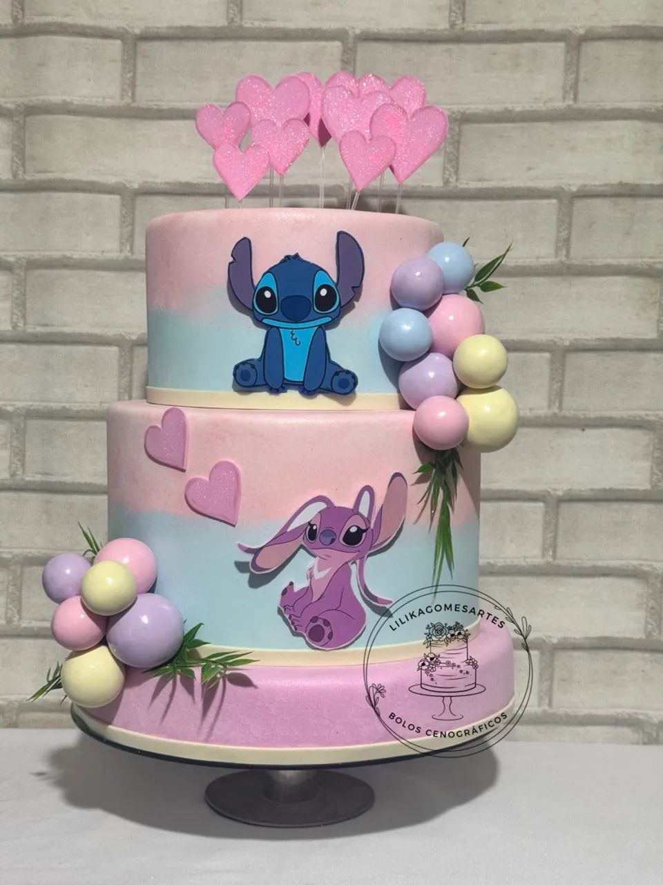 Bolo fake em eva sem emendas Stitch menina 