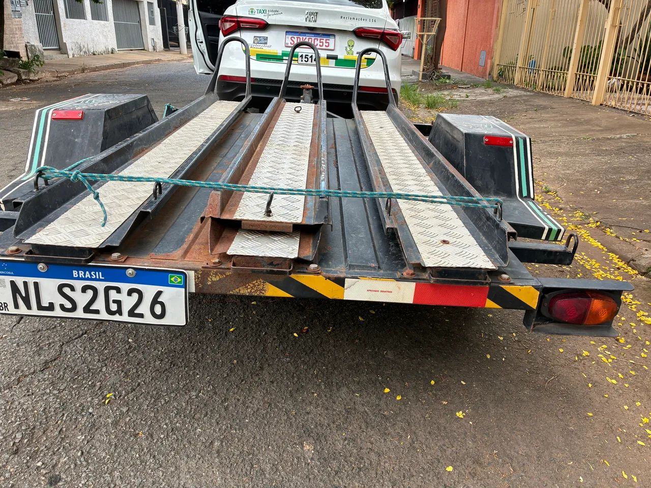 Carretinha para 3 motos   - Foto 4