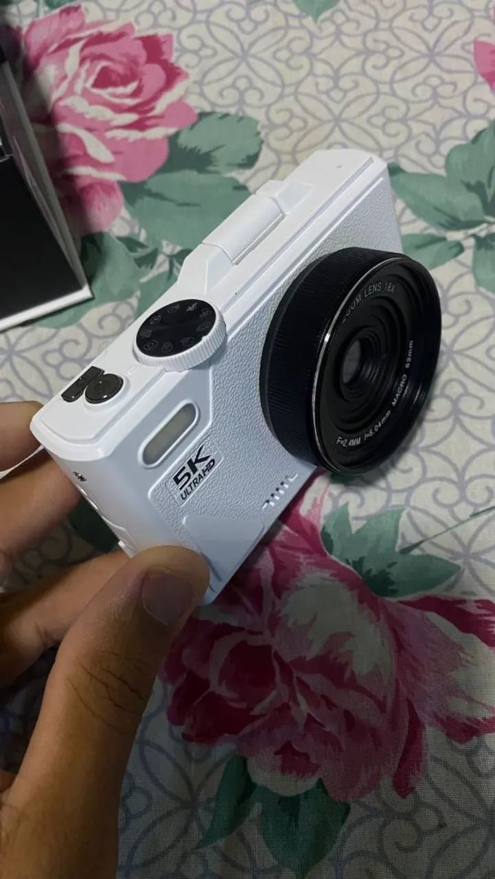 Câmera Digital 5K Ultra HD - Câmera compacta e versátil