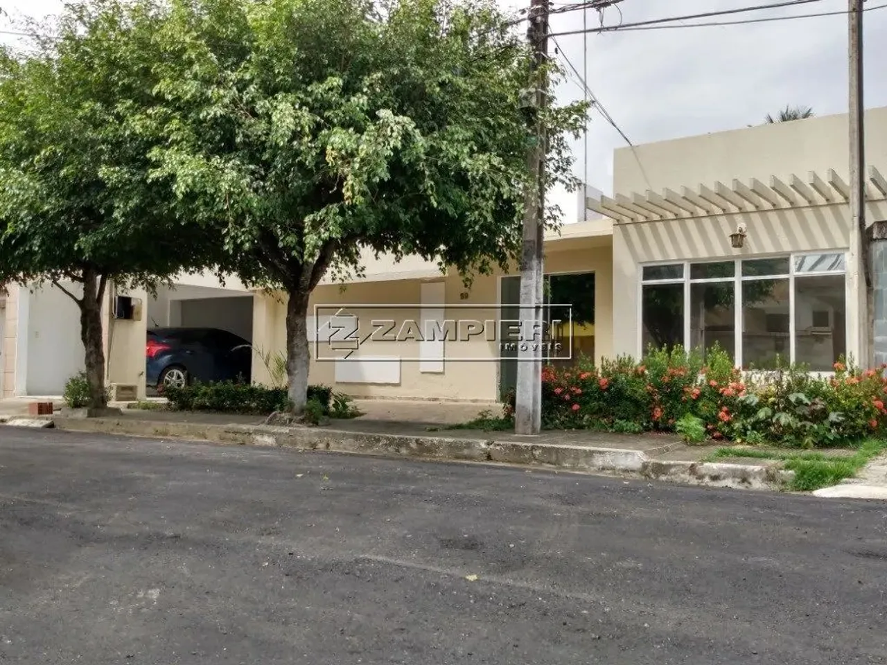 Venda de casa em condomínio no Tabuleiro do Martins
