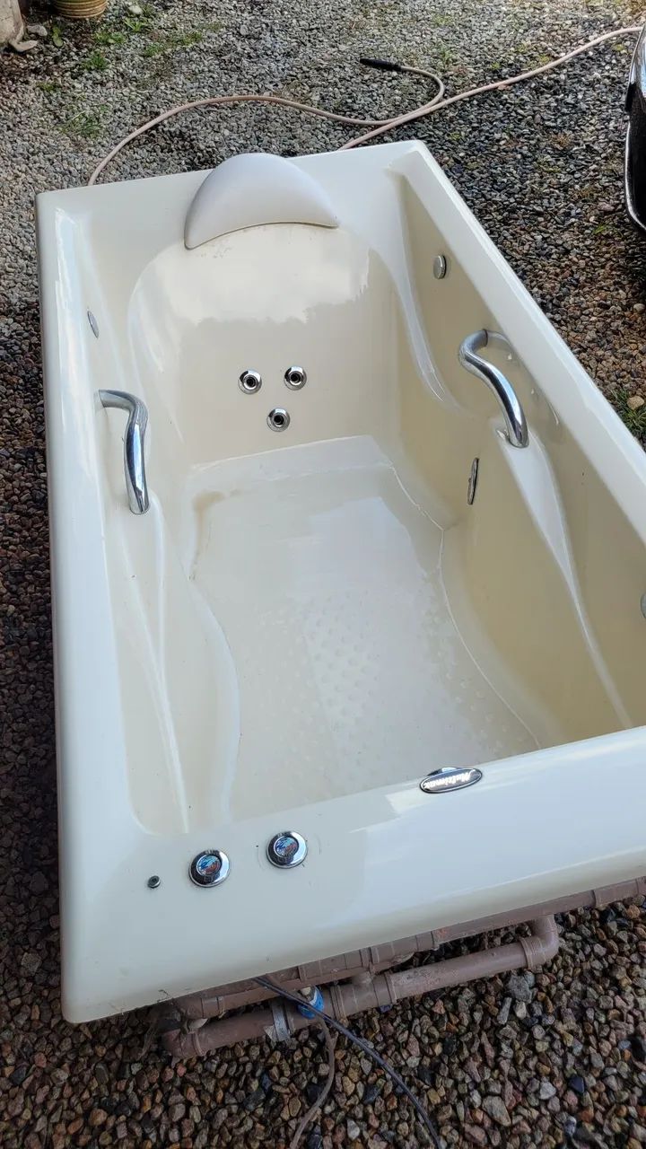 Multimax Jacuzzi64315479820033120
