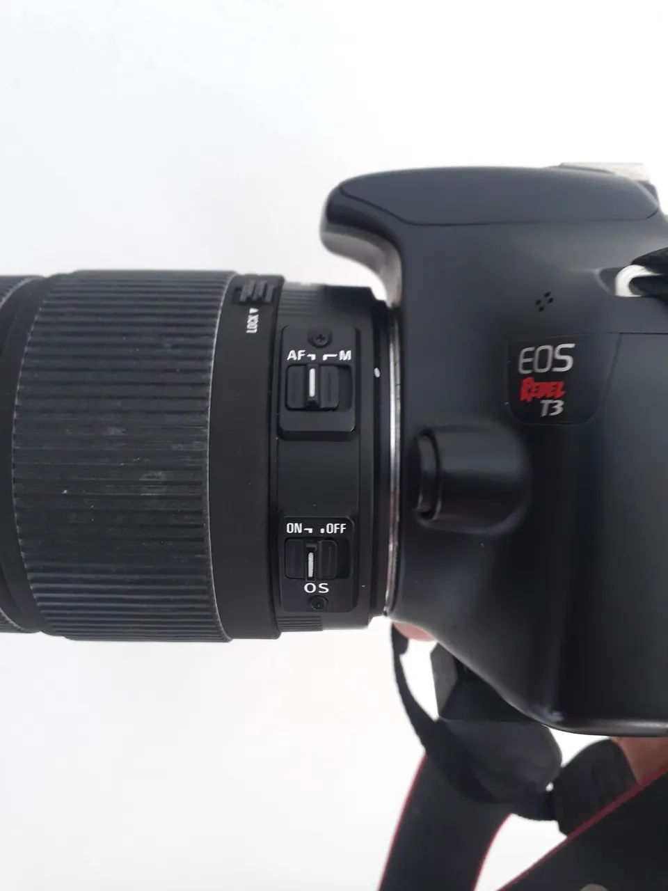 Canon Digital Camera with Sigma 18-250mm Lens + Tripod64290078215555122