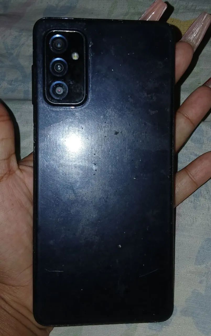 400 vai celular muito bom só tô vendendo porque tenho outros se quiser só mandar mensagem  - Foto 2