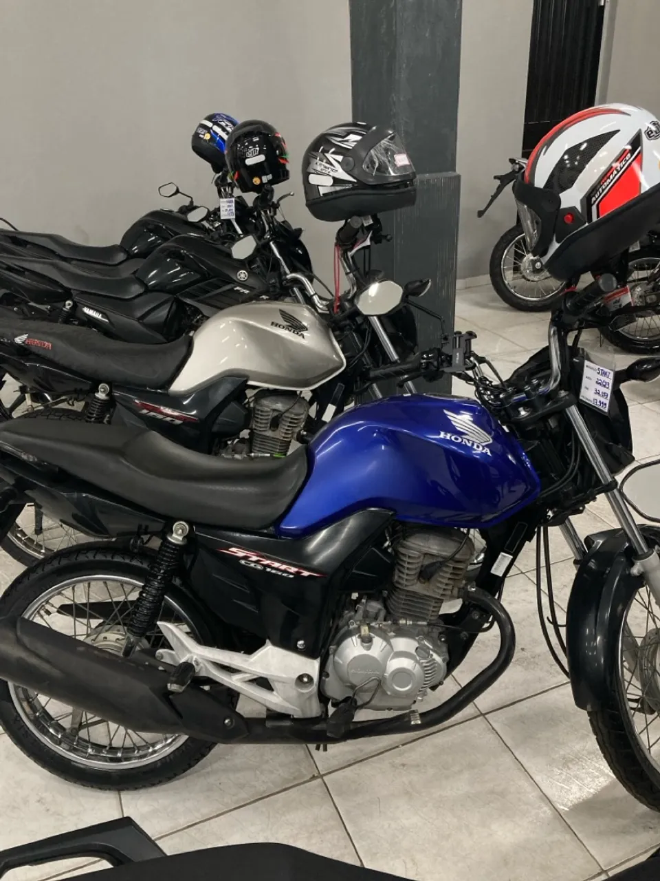 CG START azul 2023, baixo KM, em top estado de conservação!