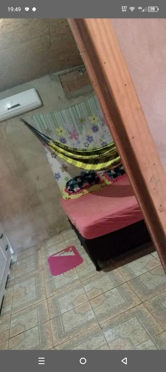 Vende se está casa e tb fazemos negócio em moto ou carro tb