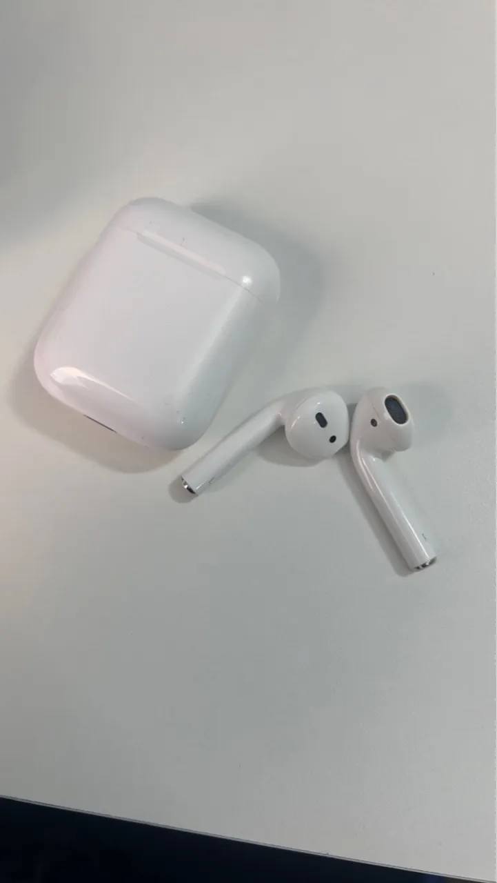 AirPods 2 ORIGINAL - Seminovo com case