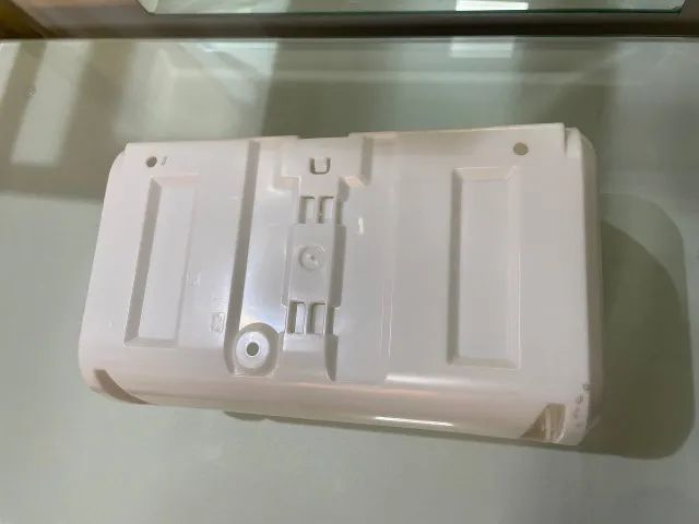 DISPENSER TOALHA INTERFOLHA COMPACTO BRANCO URBAN - Foto 6