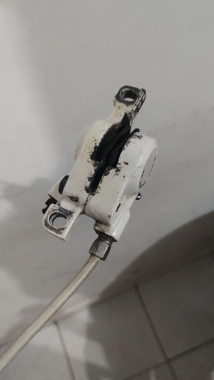 Pinça de freio Shimano m446 hidráulico  - Foto 4