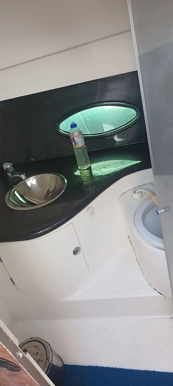 Lancha Real 26 cabinada 140 mil. Troco por jet-ski.  - Foto 5