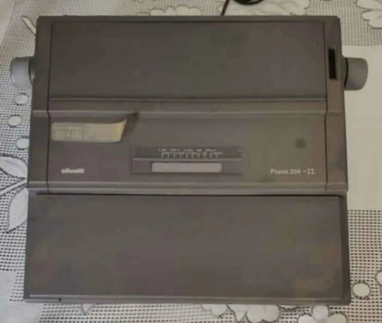 Máquina de escrever eletrônica 