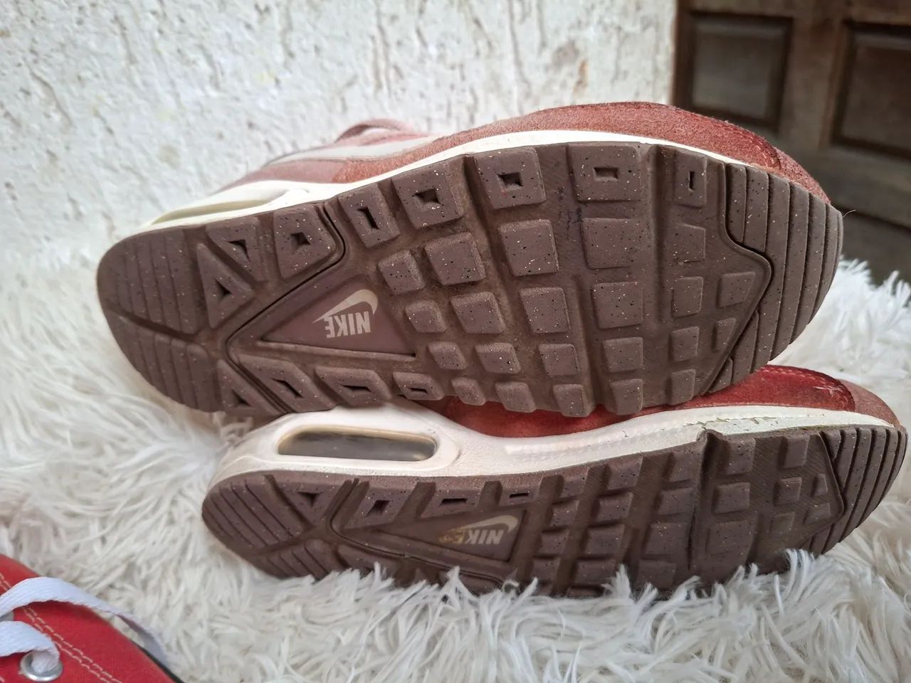 Dois pares de tenis 34 nike e all star - Foto 5