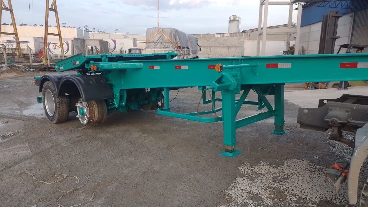 Carreta bitrem porta conteiner 20 - Foto 2