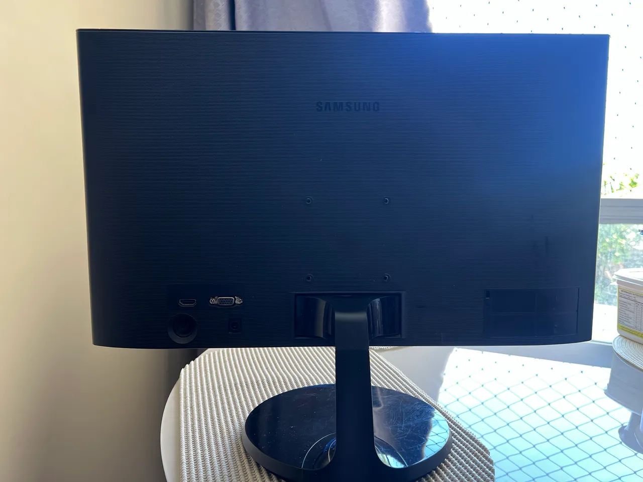 Vendo Monitor Samsung 24 Polegadas  - Foto 2
