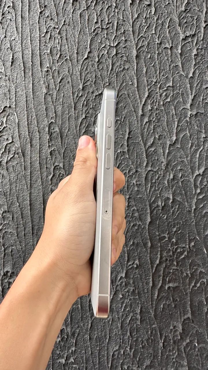 IPHONE 16 PRO MAX - Foto 3