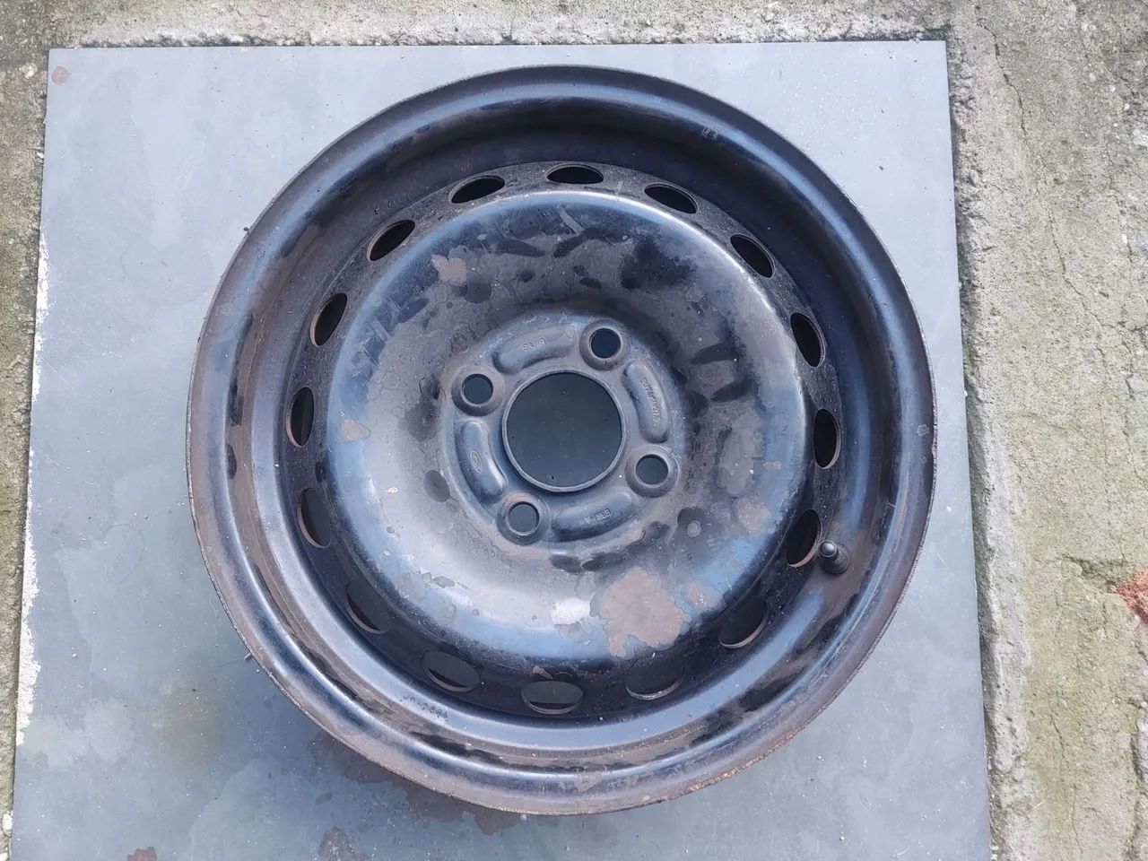 Roda Ford KA 14polegadas