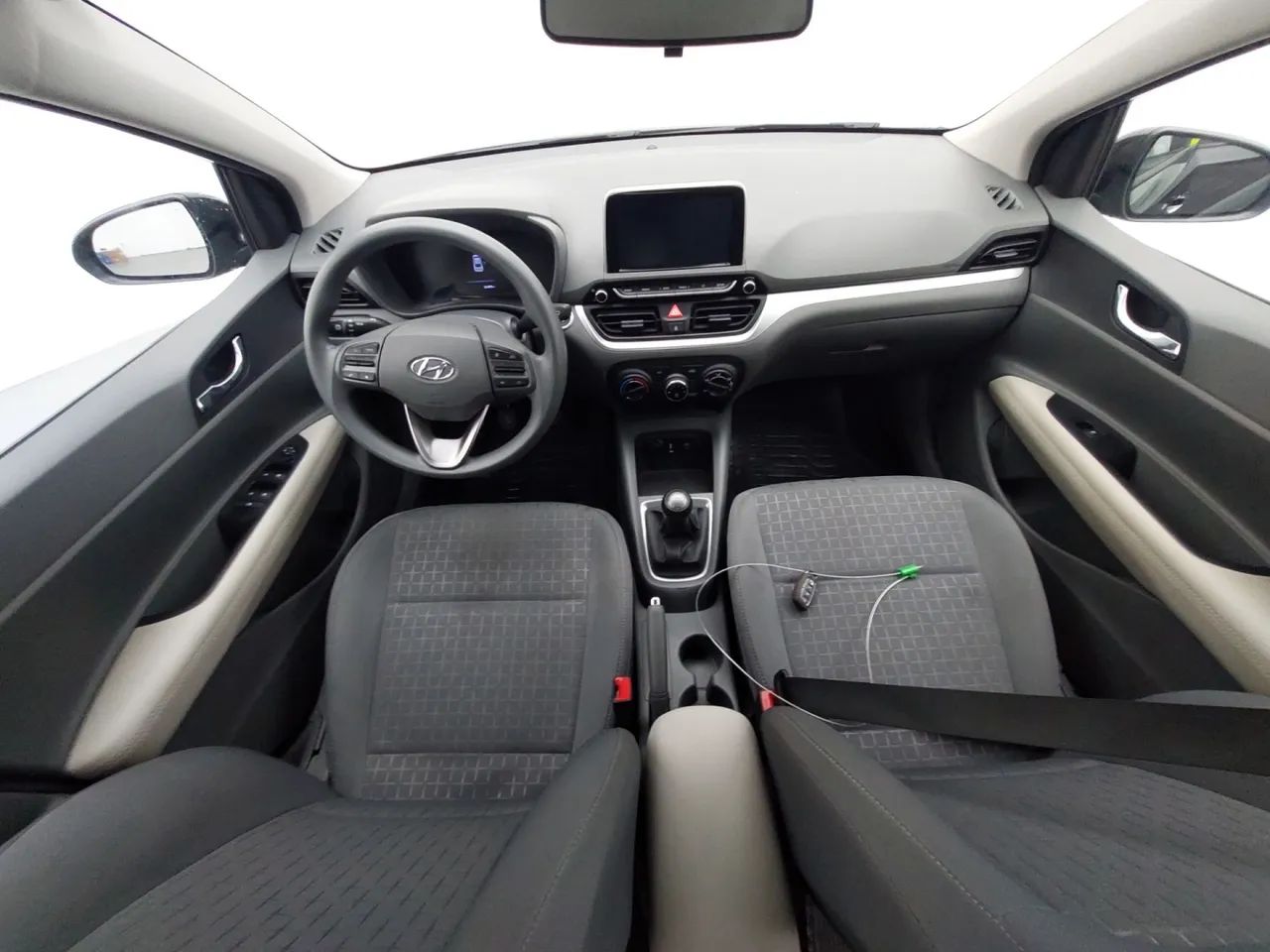 Hyundai HB20S Limited Plus 1.0 Flex 12V Mec., foto 15 de 18