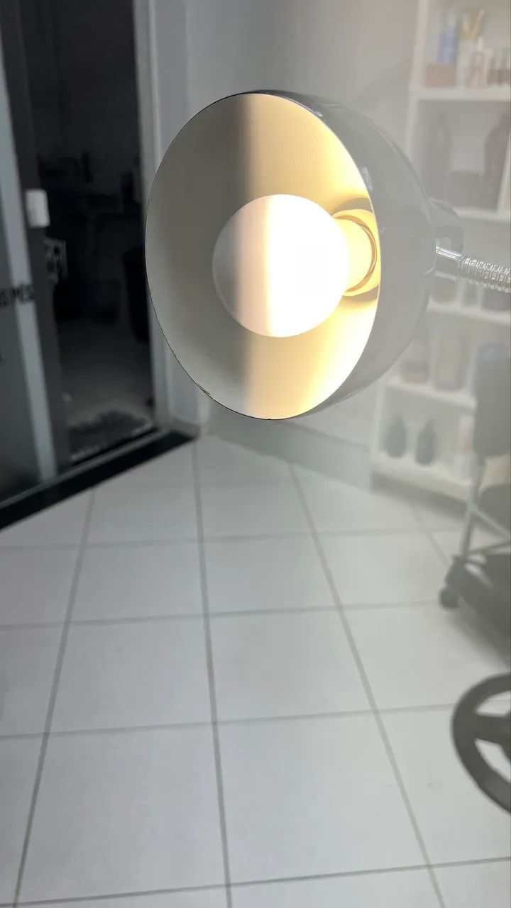 Luminária TokStok Branca 