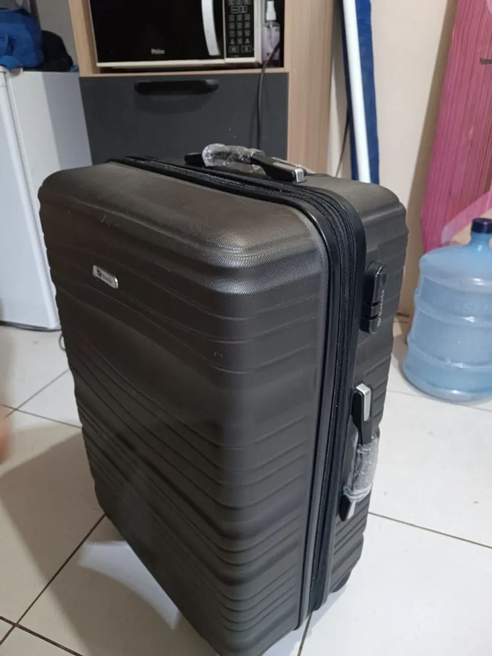 Mala de viagem grande e nova 