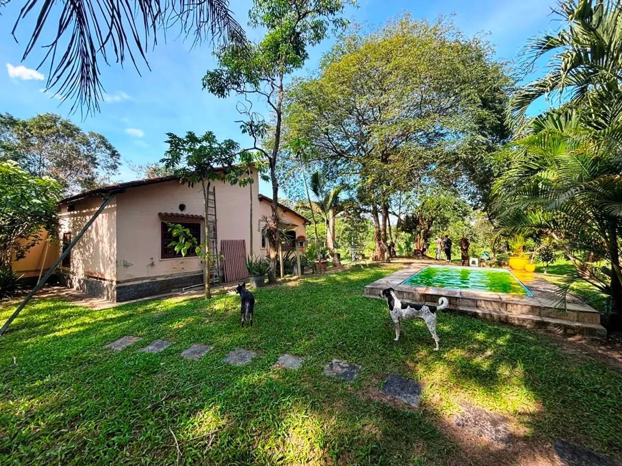 SÍTIO EM GUAPIMIRIM COM LAGO PARA VENDA COM RGI