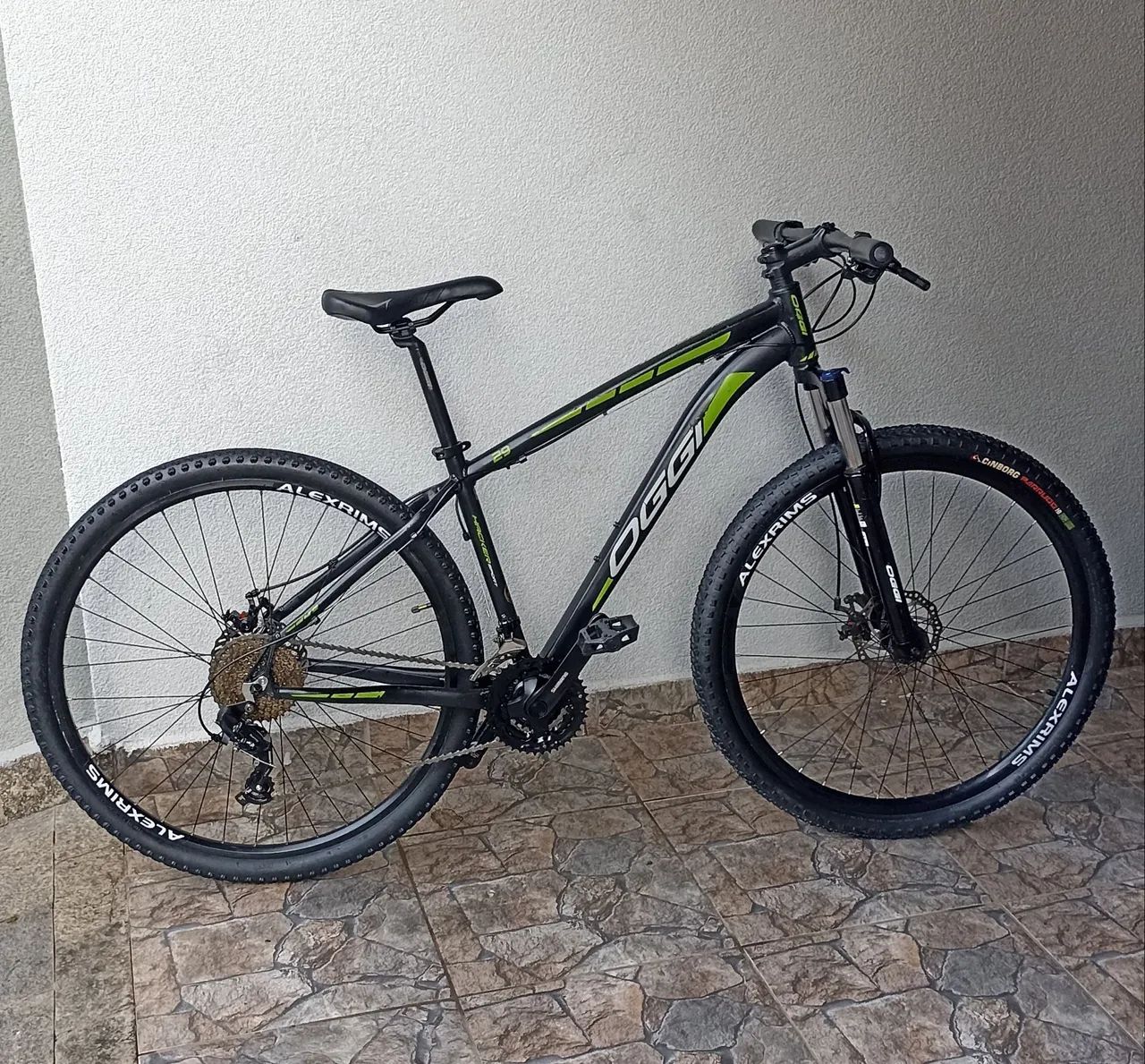 Bicicleta OGGI 29" Hacker Sport com nota fiscal  - Foto 3