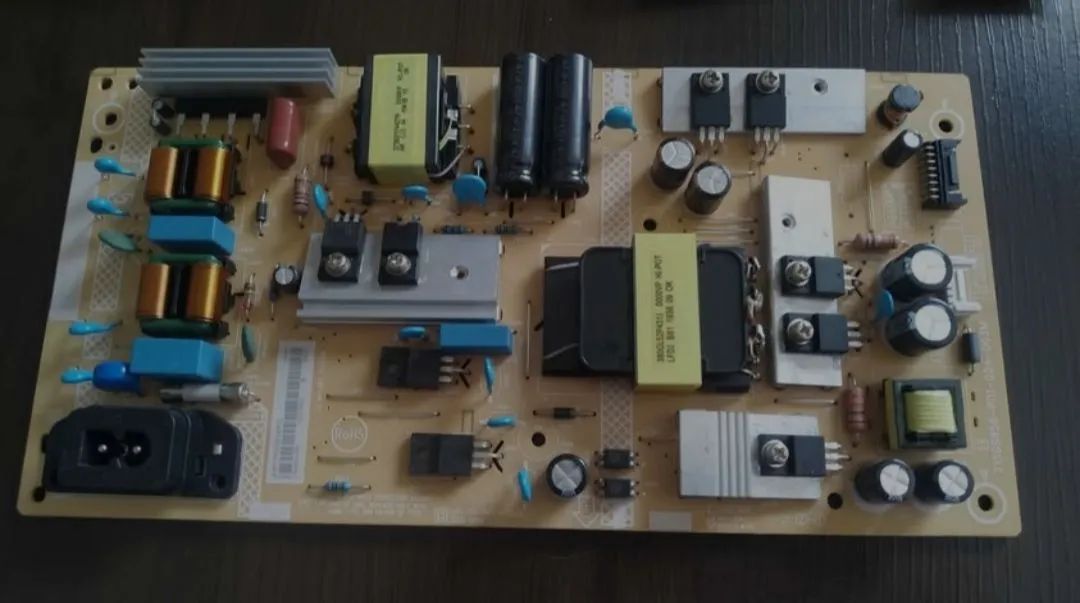 TV Philips 50PUG6654/78 (lote) - Foto 4